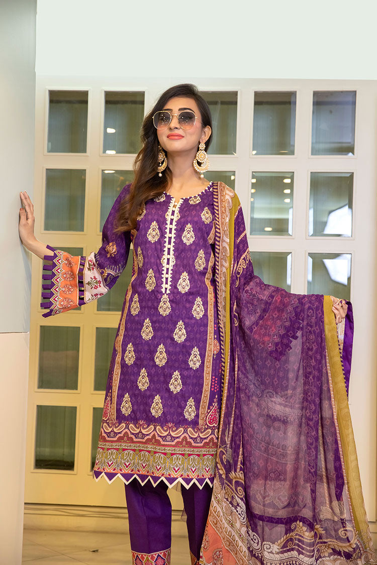 D# 07-MAGENTA Embroidered Premium Digital Lawn 2022