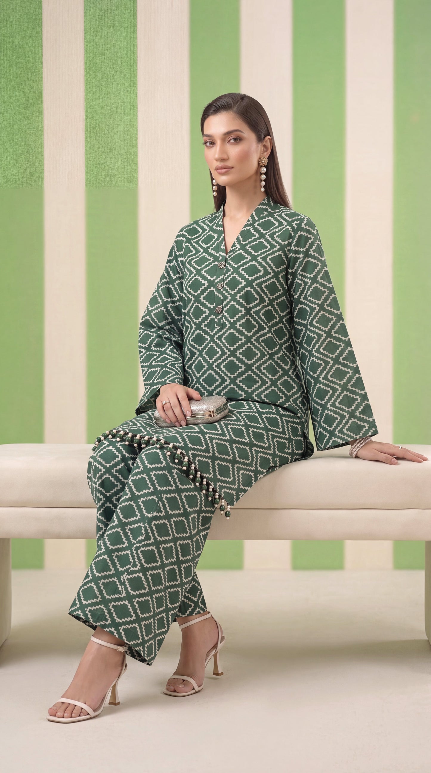 DES # 1378, Green 2 Pcs Unstitched Lawn