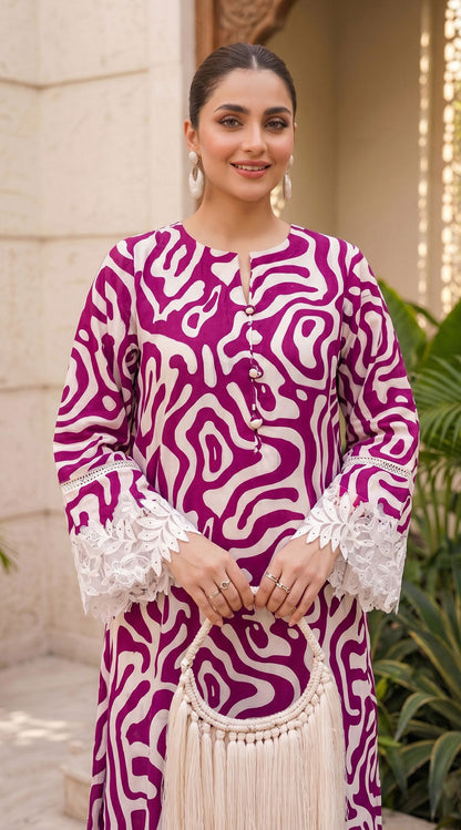 D# 11138 Majanta 3 PCS Unstitched Lawn