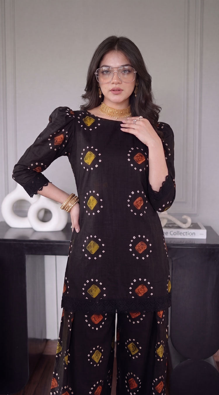 DES # 11186-89 Black 2 Pcs Unstitched Lawn