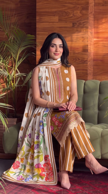 D# 11186 Golden 3 PCS Unstitched Lawn