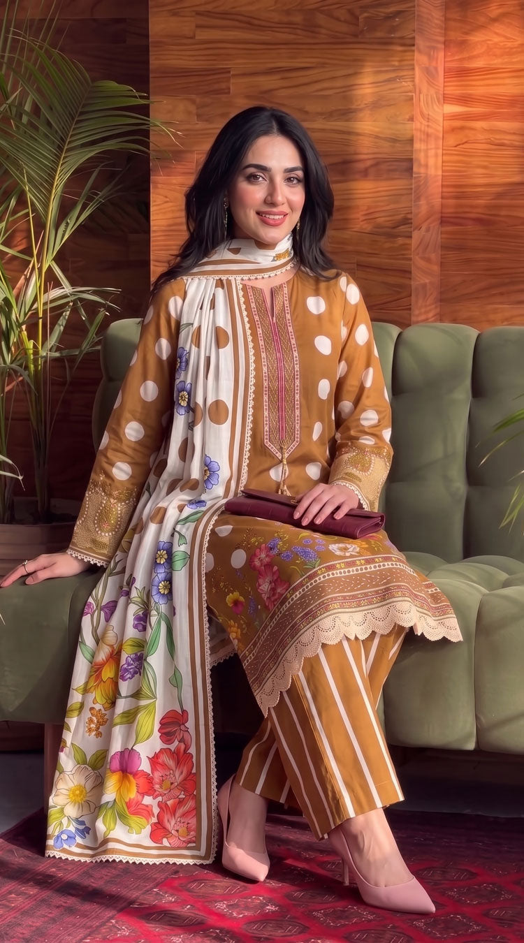 D# 11186 Golden 3 PCS Unstitched Lawn