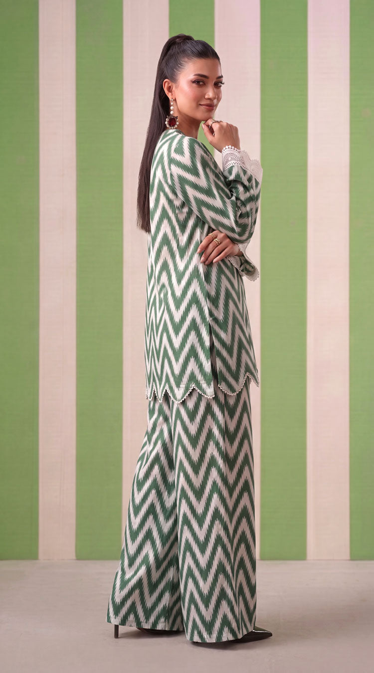 DES # 1379, Green 2 Pcs Unstitched Lawn